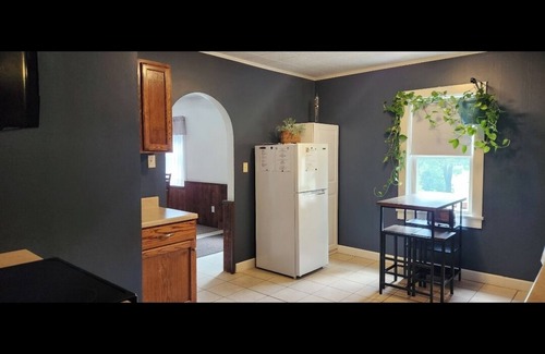 Sturgis House | Charming 3-bedroom house in a country setting with WiFi