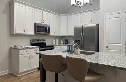 Kenly House | Charming 3-bedroom house with King Bed in delightful Kenly