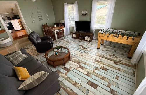 Eutawville House | Charming 3-bedroom house in Vance with WiFi and beautiful lake view