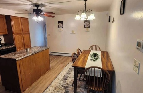 Vestal House | Charming 3-bedroom house in Vestal with WiFi
