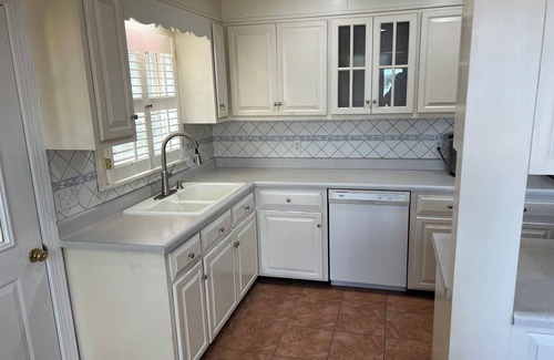 Cobb House | Charming 3-bedroom lake house with WiFi and AC in Cobb, Georgia. Has Dish TV.