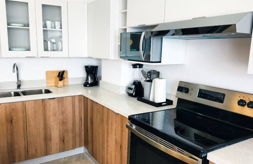 San Salvador Condo | Charming 3-bedroom condo with WiFi, AC in amazing view