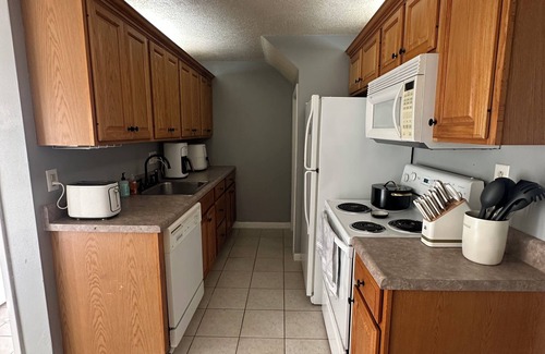 Greensburg House | Charming 3-bedroom townhome with AC and WiFi in Greensburg