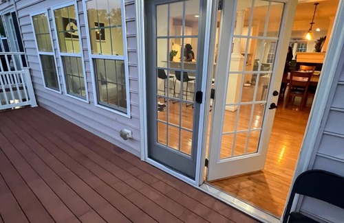 Burtonsville House | Charming 3-bedroom townhome in Burtonsville with a great view