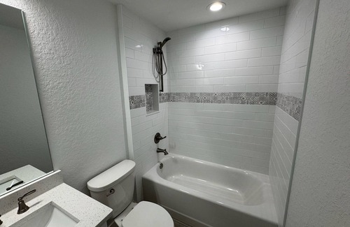 Spring Hill House | Charming 3-bedroom house in Spring Hill