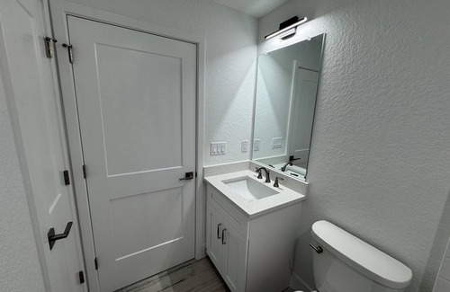 Spring Hill House | Charming 3-bedroom house in Spring Hill