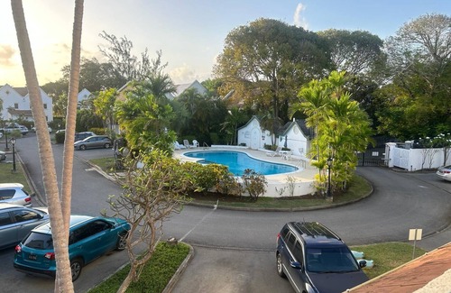 Brittons Hill House | Charming 3-bedroom villa w/all amenities Close to white sand beaches -Barbadosn