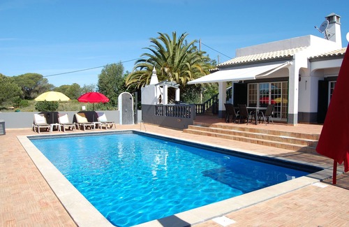 Aldeia Villa | Charming 3-bedroom villa with WiFi and central heating in beautiful Santa Bárbar