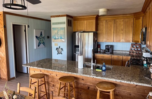Avon House | Charming 3BR Oceanfront Home in Avon,NC with Full Kitchen, A/C, and WIFI