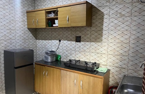 Owerri House | Charming 4-bedroom bungalow with AC and WiFi in peaceful Owerri. Solar ÷ Nepa