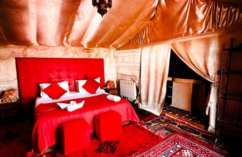 Merzouga RV Rental | Charming 4-bedroom campground in Merzouga with stunning desert views