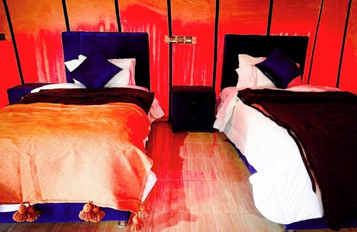 Merzouga RV Rental | Charming 4-bedroom campground in Merzouga with stunning desert views