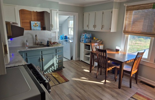 Monroe Other | Charming 4-bedroom farmhouse on a horse farm. It comes with central AC, WiFi