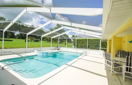 Inverness House | Charming 4-bedroom house with pool.