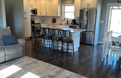 Oxford House | Charming 4-bedroom house in enchanting Oxford, Oh. Miami, Spooky Nook.