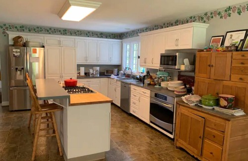 Indian Hill House | Charming 4BDRM Farmhouse