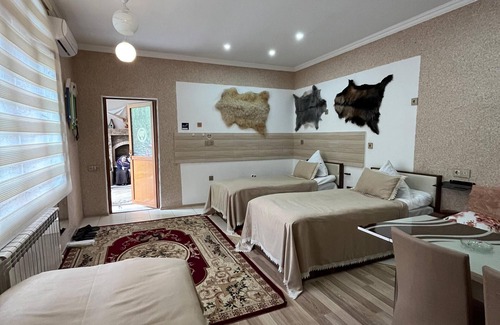 Sheki Bed & Breakfast | "Charming 9-room B&B in Sheki with WiFi, AC, breakfast & authentic charm"