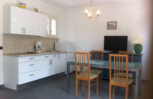 Saint-Paul-de-Vence Apartment | Charming air-conditioned 2 room apartment adjoining a stone house