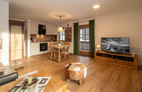 Nesselwang Apartment | Charming alpine flair with Königscard!