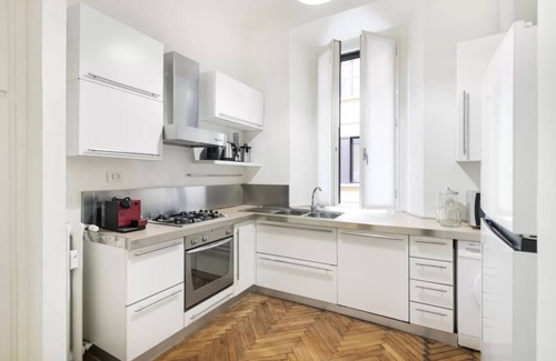 Porta Venezia Apartment | Charming and Elegant Apartment in Porta Venezia