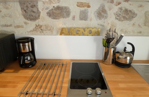 Avignon City Centre Apartment | Charming apartment inside the old walls of Avignon