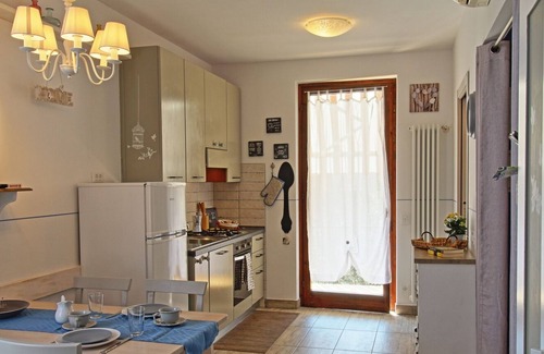 Lazise Apartment | Charming apartment,n. 2 pools, parking only1.200m from Lazise/lake