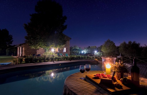 Torgiano House | Charming Apartment on the top of the hill