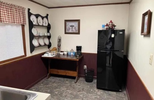 Ipava Apartment | Charming apartment that sleeps 6 in superb Ipava