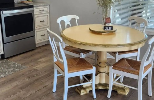 Richland Apartment | Charming apartment w/sunroom, gorgeous views in Richland - Perfect cozy getaway