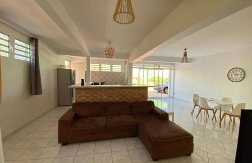 Le Robert Apartment | Charming apartment with swimming pool