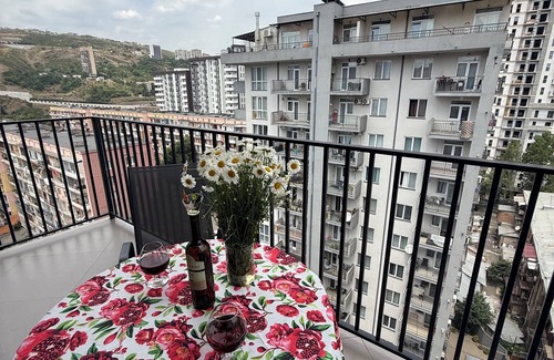 Didube Apartment | Charming apartment with Balcony in vibrant Tbilisi
