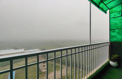 Chandigarh Apartment | Charming Apartment with best Balcony & view in Zirakpur