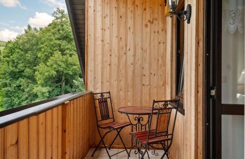 Pohla Apartment | Charming Attic Retreat