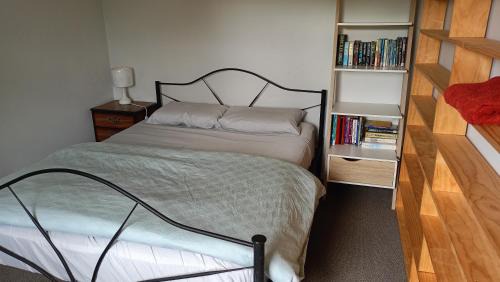 Mosgiel House | Charming Backyard Sleepout