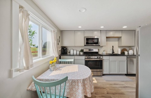 Canyon County House | Charming barndominium with children's loft in quaint Middleton, Idaho