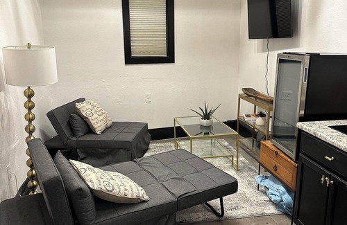 Bayou St. John House | Charming Bayou Bungalow Tiny House in New Olreans's Best Neighborhood