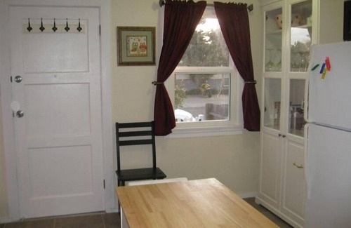 Ocean Beach Cottage | Charming Beach Cottage-1 Block from Beach, Low Prices