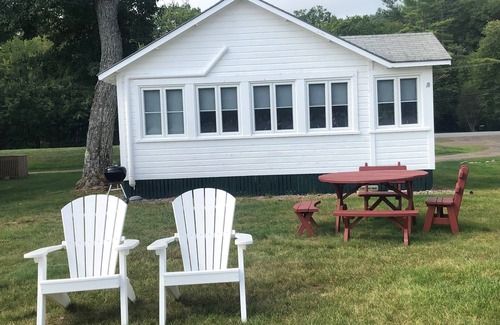 Bristol Cottage | Charming Beachfront Cottage on Newfound Lake