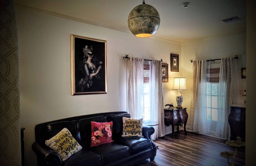New Iberia Bed & Breakfast | Charming Bed & Breakfast at Rip Van Winkle Gardens