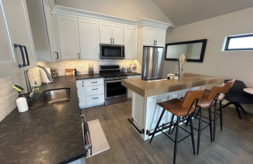 Central Rim House | Charming Boise Retreat - Ideal Central Location!