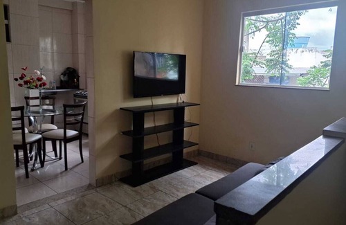 Duque de Caxias House | Charming 1-bedroom apartment with WiFi, AC in Centro Duque de Caxias