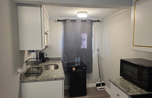 Manchester House | Charming Brand New & Fully Furnished 2-bedroom house in amazing Manchester