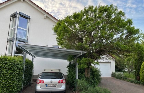 Mainz-Bingen Apartment | Charming, bright apartment with 3 bedrooms