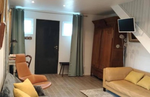 Sainte-Marie-du-Mont House | Charming, cosy 1-bedroom house in Sainte-Marie-du-Mont