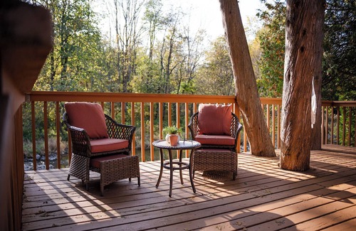 South Bruce Peninsula Cottage | Charming Cottage on the River