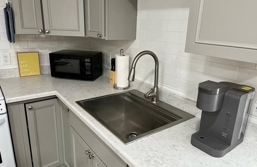 Colorado Springs Apartment | Charming Cabin steps from the beloved R&R Cafe