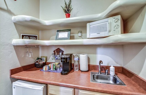 Casa Grande House | Charming Casita with private entrance and porch