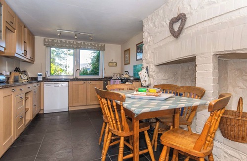 Moylegrove Cottage | Charming Ceibwr Cove holiday cottage on the north Pembrokeshire coast.