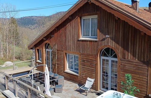 La Bresse Ski Chalet | Charming chalet - 4 Stars - SPA for 5 all year round - swimming pool in summer