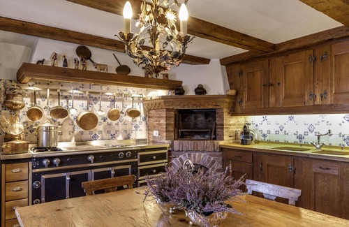 Gstaad Ski Chalet | Charming Chalet Gstaad